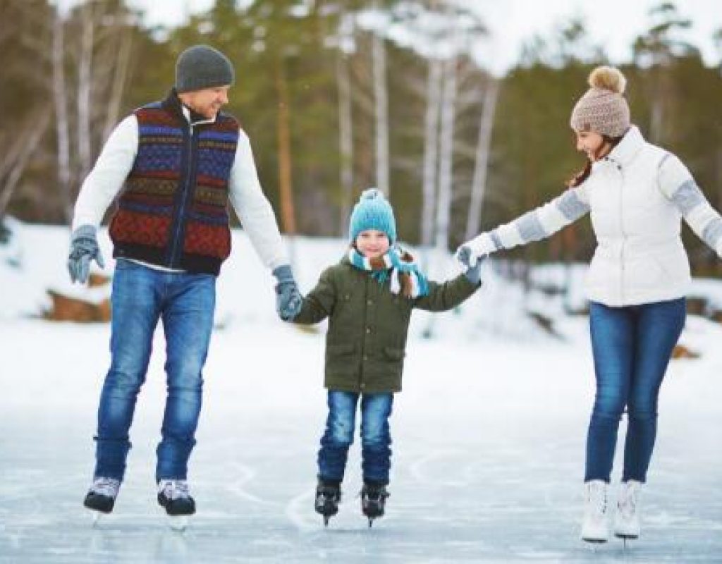 Family on Ice-rink-Carousel